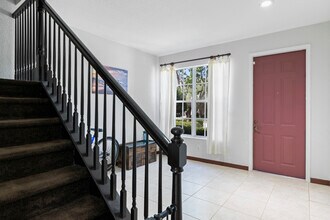 9945 E Villa Cir in Vero Beach, FL - Foto de edificio - Building Photo