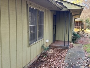 627 Epps Bridge Pkwy in Athens, GA - Building Photo - Building Photo