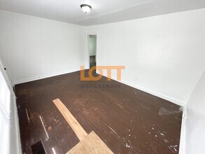 3 Seth St in Greenville, SC - Foto de edificio - Building Photo