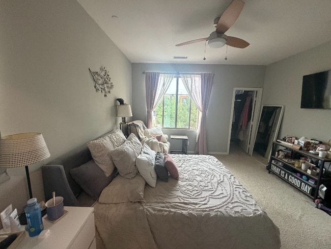 130 Cadence in Irvine, CA - Building Photo - Building Photo