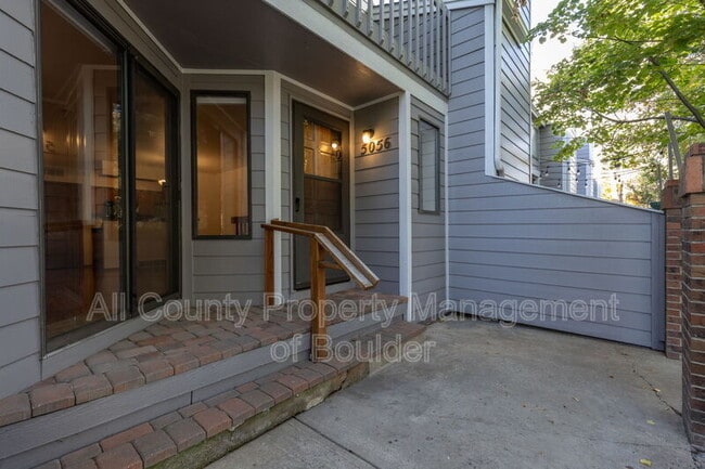 5056 Buckingham Rd in Boulder, CO - Building Photo - Building Photo