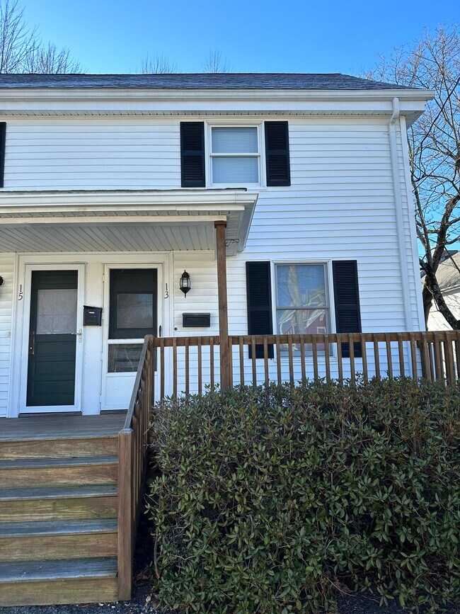 13 Gay St Rentals in Westwood, MA