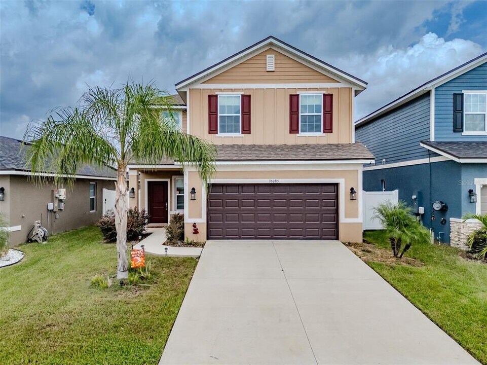 36085 Trinity Glade Rd in Dade City, FL - Building Photo