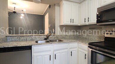 5626 Preston Oaks Rd in Dallas, TX - Building Photo - Building Photo