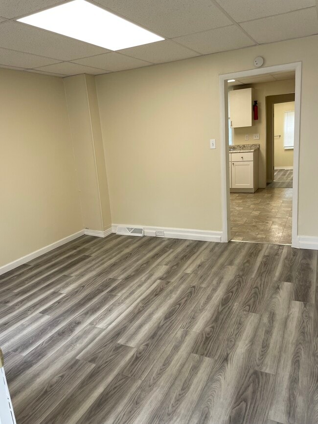 553 Main St in Harrisburg, PA - Foto de edificio - Building Photo