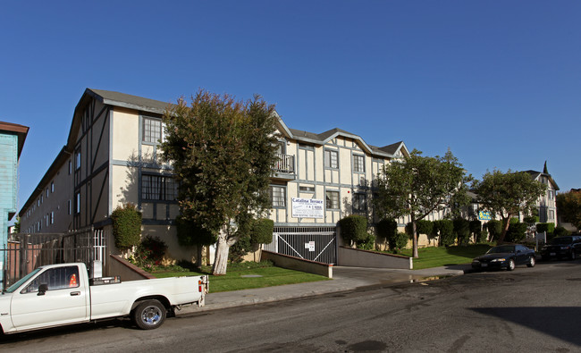 Catalina Terrace in Hawthorne, CA - Building Photo - Building Photo