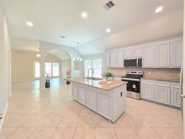 17602 Haywood Oaks Dr