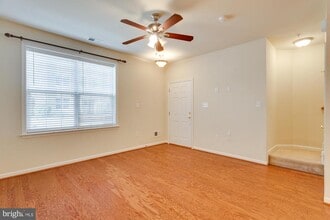 22720 Beacon Crest Terrace in Ashburn, VA - Building Photo - Building Photo