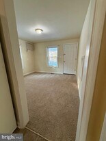 10032 Kings Hwy in King George, VA - Building Photo