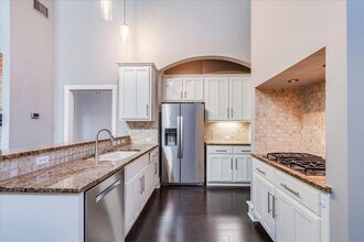 2506 Enfield Rd in Austin, TX - Building Photo - Building Photo