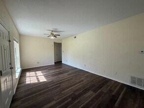 429 Northern Trail in Leander, TX - Building Photo - Building Photo