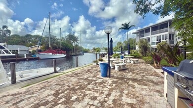 1200 SW 12th Ave in Fort Lauderdale, FL - Building Photo - Building Photo