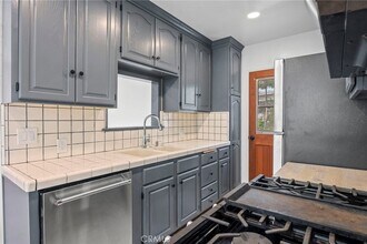 5183 Inglewood Blvd, Unit CN003 in Culver City, CA - Building Photo - Building Photo