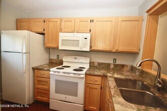 2012 Sea Hawk Cir in Palm Valley, FL - Building Photo - Building Photo