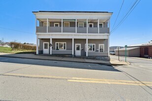 300 Broad Ave in North Belle Vernon, PA - Building Photo