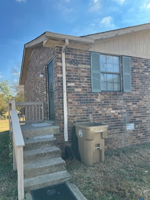 305 Hawk View Ct, Unit 305