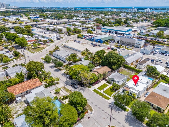 property at 4324 Garden Ave
