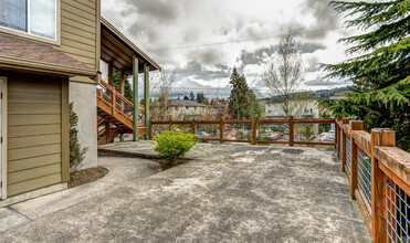 Timberlodge Apartments in Bellingham, WA - Building Photo - Interior Photo