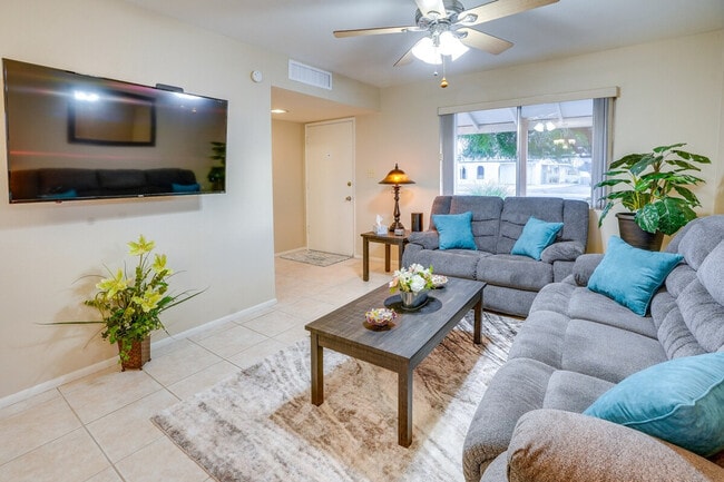 11662 N Hacienda Dr in Sun City, AZ - Building Photo - Building Photo