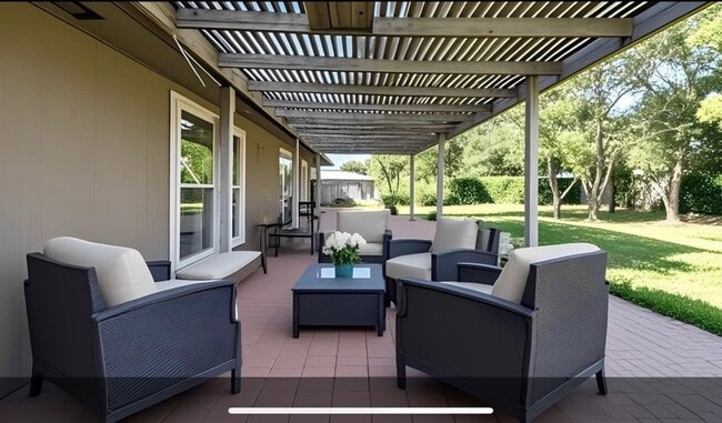 property at 1010 Dixie Dr