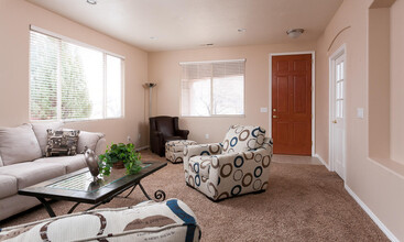 3541 E Hidden Springs Dr in Washington, UT - Building Photo - Building Photo