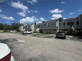 3453 NW 44th St, Unit 107 in Lauderdale Lakes, FL - Building Photo