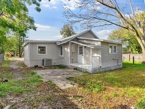 4251 Tangerine Ave in Sanford, FL - Building Photo - Building Photo