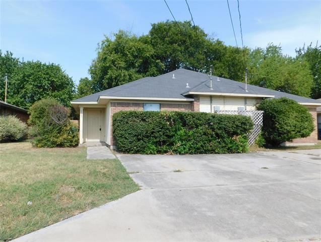 property at 3305 Gardenview Cir