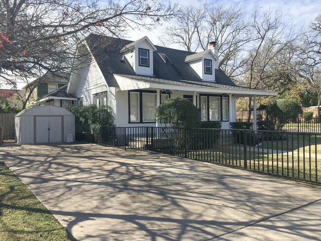 property at 401 E 35th St