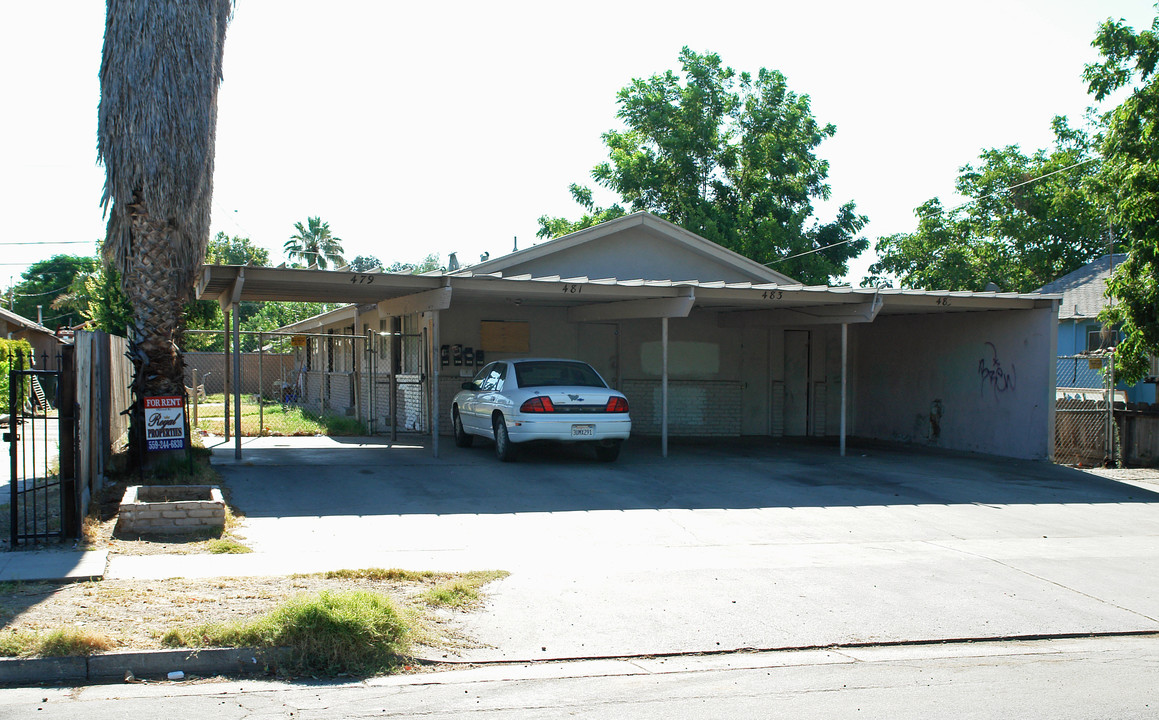 479-485 S Woodrow Ave in Fresno, CA - Foto de edificio