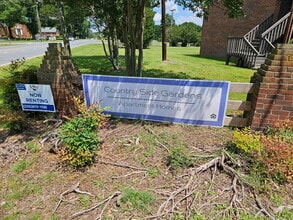 Countryside Gardens in Winston-Salem, NC - Building Photo - Building Photo