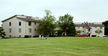 Kettering Hills Apartments in Defiance, OH - Foto de edificio - Other