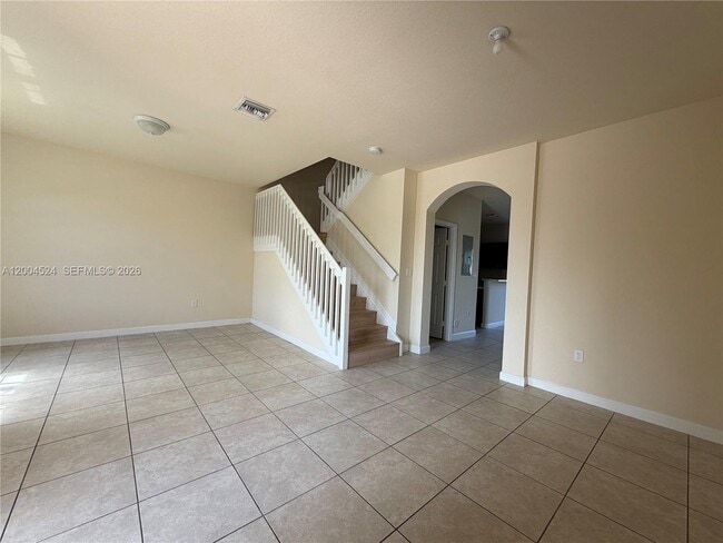 544 SE 32nd Ave in Homestead, FL - Foto de edificio - Building Photo