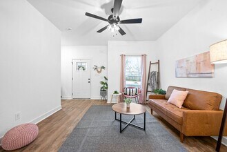 914 Power St in Clarksville, TN - Building Photo - Building Photo