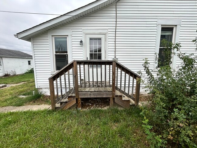 908 Garfield Ave in Troy, OH - Building Photo - Building Photo