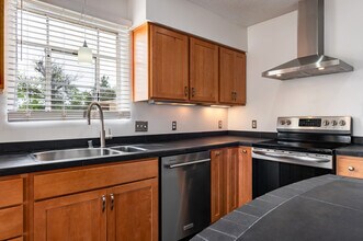 601 Tulane Dr NE in Albuquerque, NM - Building Photo - Building Photo