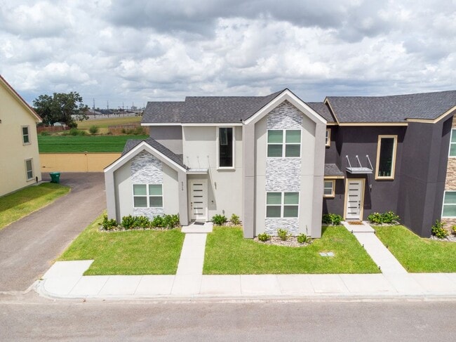 property at 5315 N Crown Point