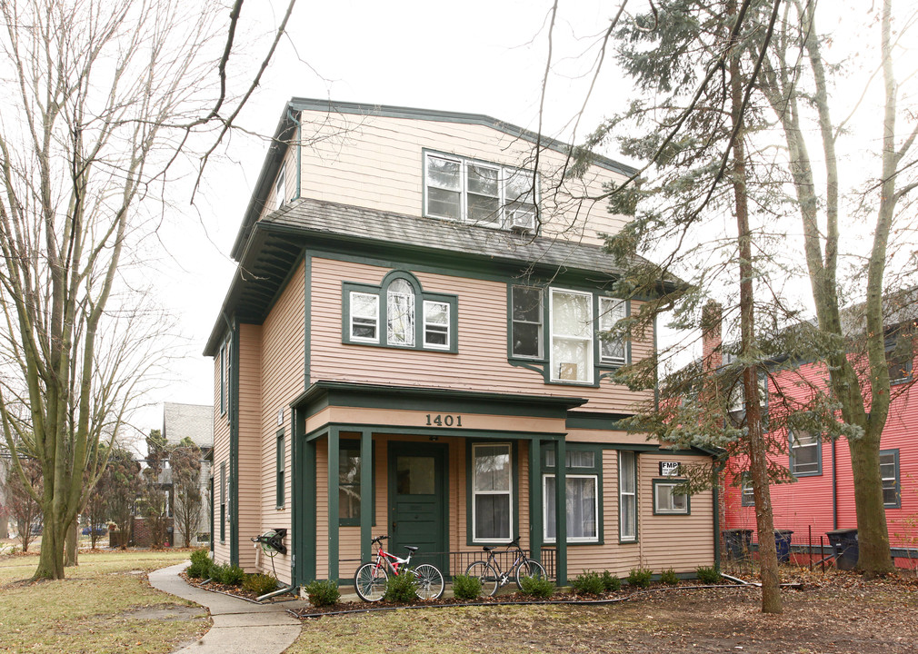 1401 Golden Ave in Ann Arbor, MI - Building Photo