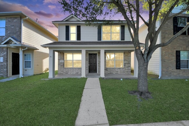 6446 Mountain Pines Ln