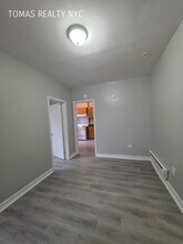 18 Seymour St in Yonkers, NY - Building Photo - Building Photo