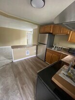 3558 Marion Ave, Unit 3558B in Finleyville, PA - Building Photo