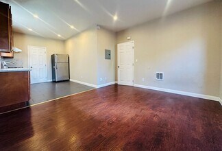 1089-1091 59th St in Oakland, CA - Building Photo - Building Photo