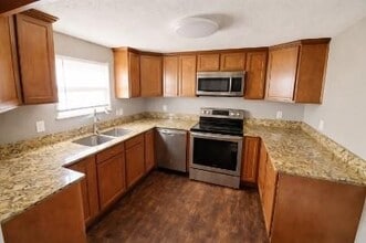 2107 Pollard St in Greenville, TX - Building Photo - Building Photo