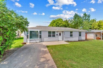 Beautiful Single-Family Home for Rent in F in Fort Worth, TX - Building Photo - Building Photo