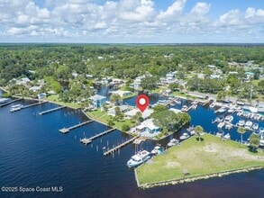 3957 Canal Dr in Sebastian, FL - Building Photo - Building Photo