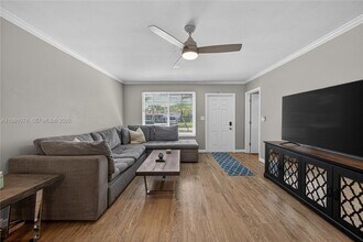 2161 NE 62nd Ct in Fort Lauderdale, FL - Building Photo - Building Photo