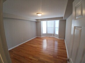 1445 Urlage Dr in Burlington, KY - Foto de edificio - Building Photo