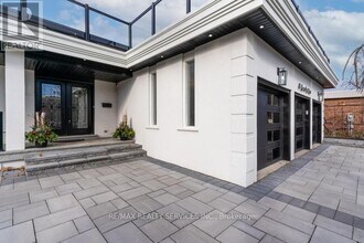 30 Queen Post Dr in Vaughan, ON - Building Photo - Building Photo