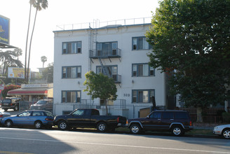 320 S Rampart Blvd in Los Angeles, CA - Building Photo - Building Photo