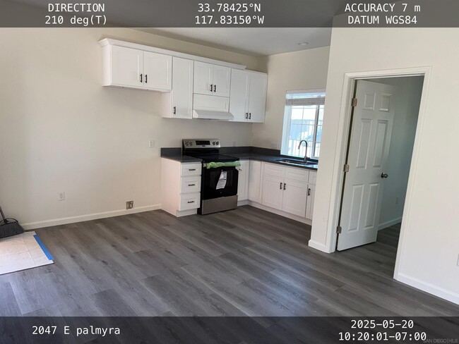 property at 2049 E Palmyra Ave